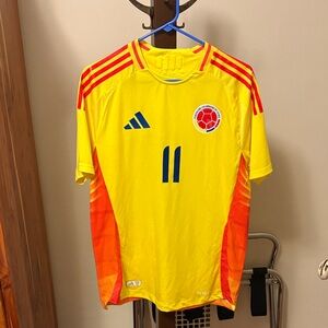 Adidas Colombia Cuadrado (no. 11) jersey, great condition, XL